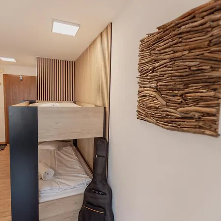 Au Centre De アパート サース フェー